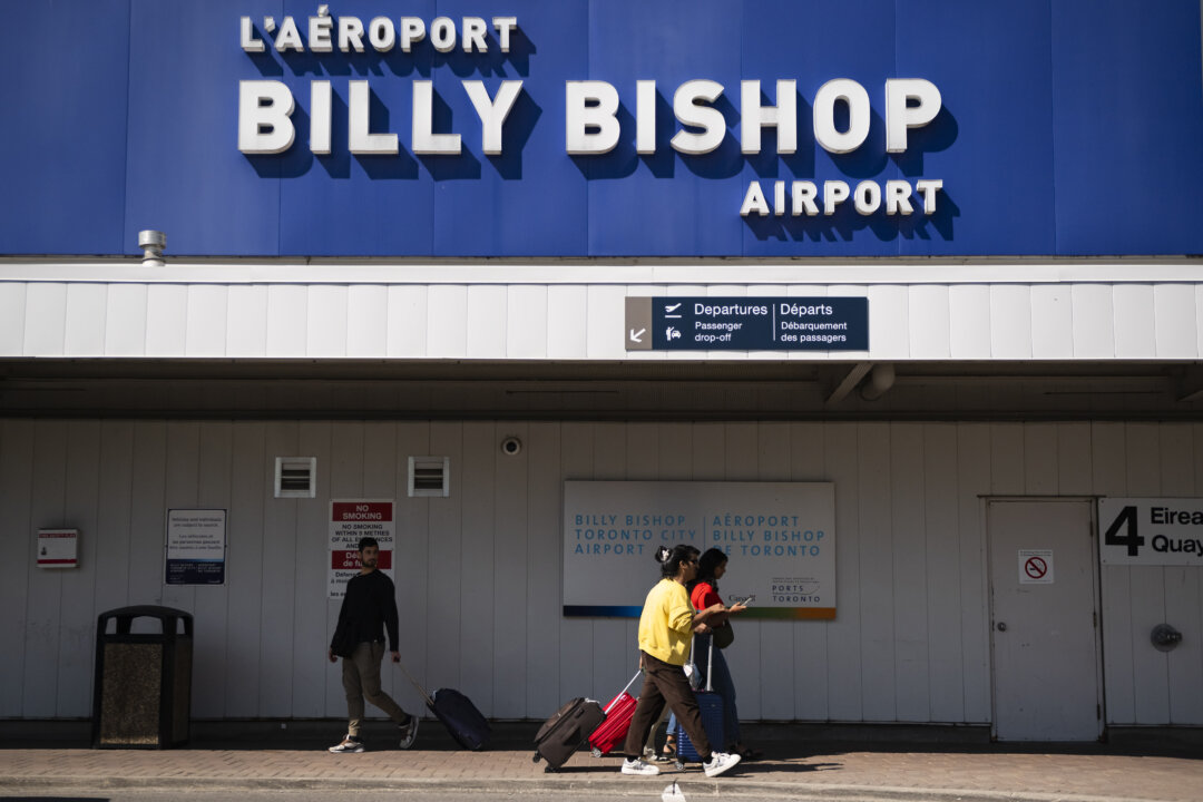 federal-government-rejects-expansion-of-toronto’s-billy-bishop-airport