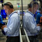 us-investors-rethink-bonds’-role-as-inflation-reshapes-portfolios