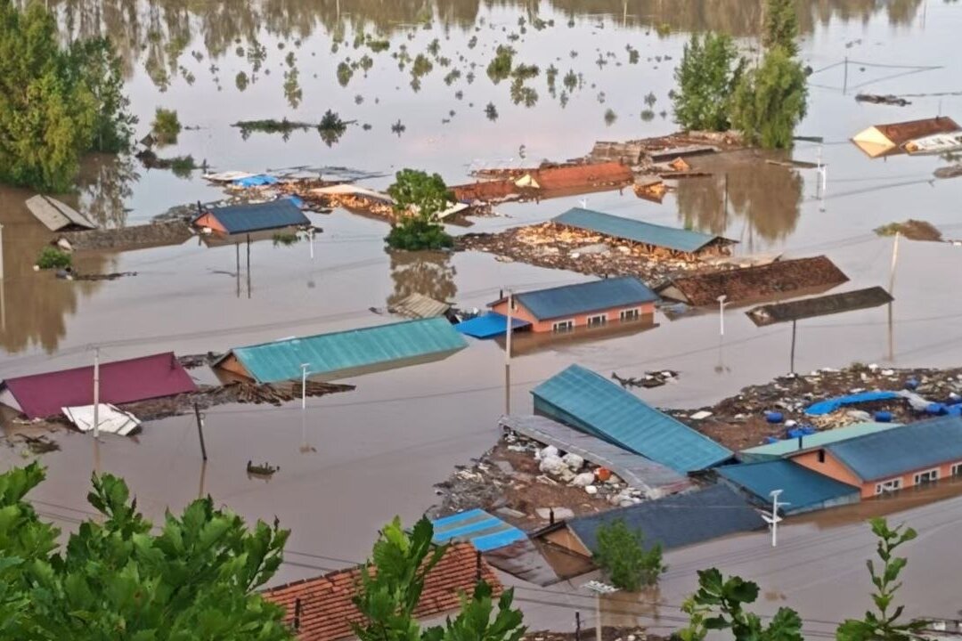 china-flood-survivor-says-officials-ordered-her-to-delete-pleas-for-help