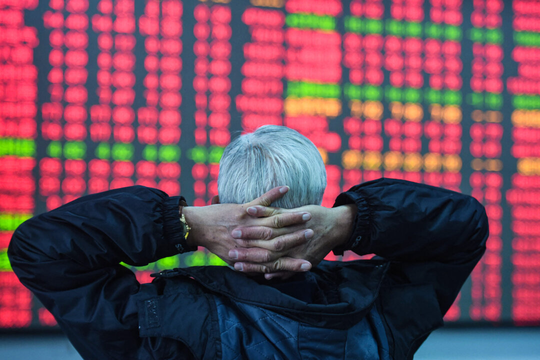 after-a-$1.48-trillion-selloff,-china’s-‘national-team’-steps-in-to-steady-stocks