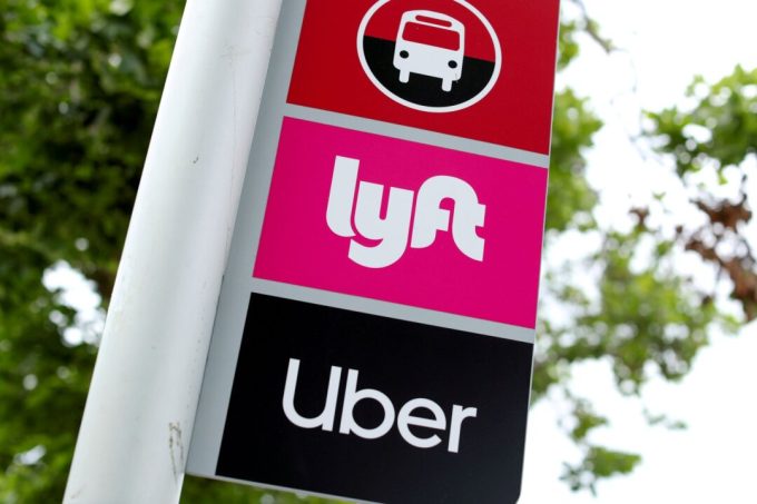 judge-blocks-nyc-law-requiring-uber,-lyft-to-give-drivers-deactivation-notice