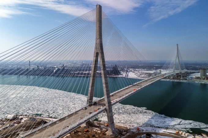 trump-negotiated-‘incredible-deal’-for-us-on-gordie-howe-bridge,-white-house-says
