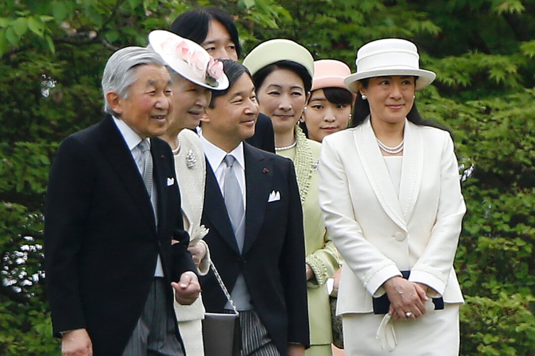 japan-locks-in-male-only-emperor-rule