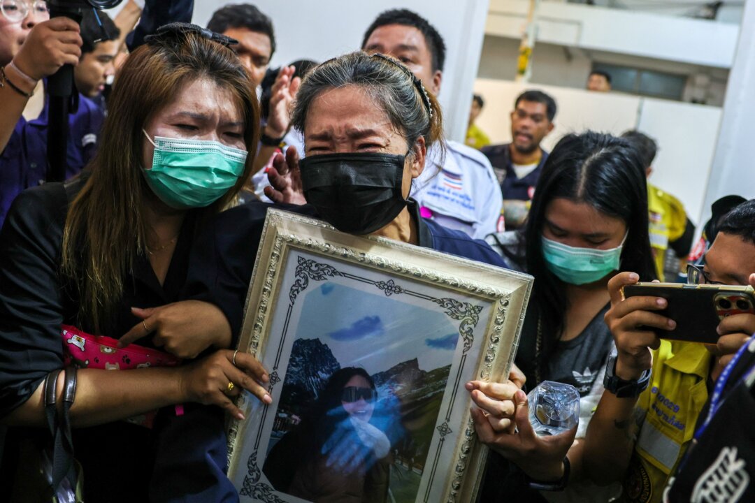 death-toll-in-thai-pub-fire-rises-to-32,-officials-say,-with-dozens-still-in-hospital