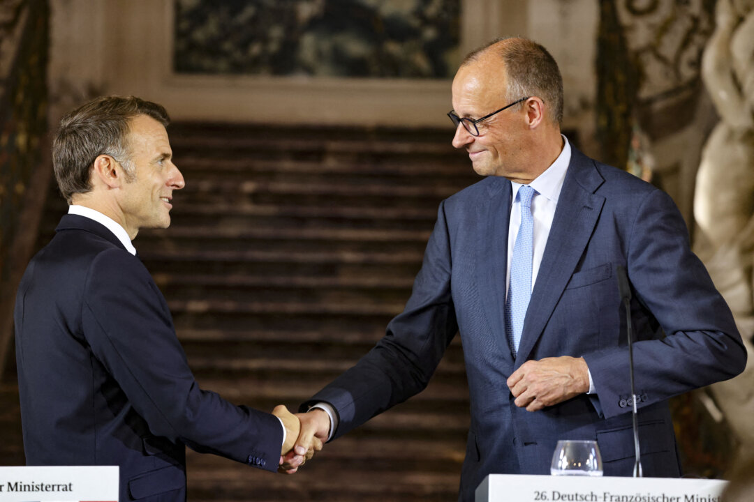 germany,-france-agree-to-deepen-defense-cooperation