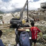 search-for-venezuela-earthquake-victims-continues-in-caracas