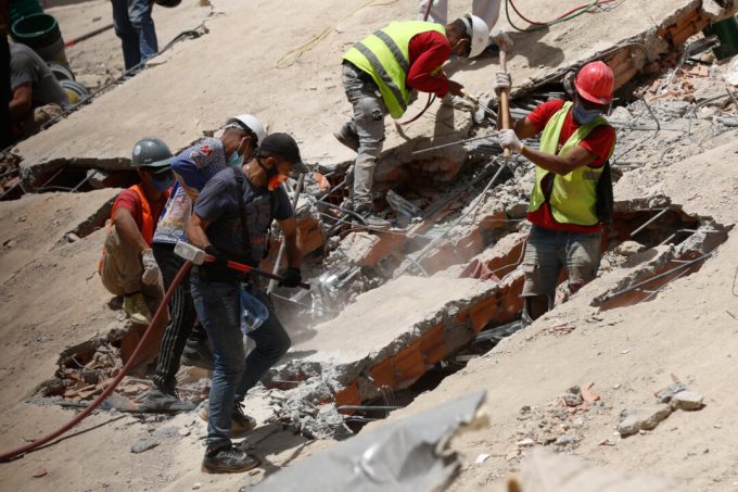 venezuela-earthquake-death-toll-rises-above-1,400-as-rescue-efforts-continue