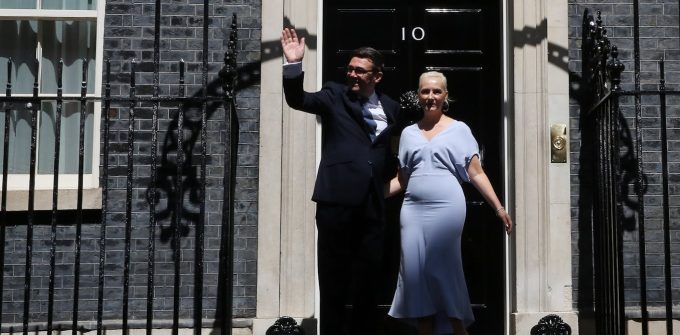 andy-burnham-becomes-prime-minister-after-keir-starmer-leaves-downing-street-for-the-last-time