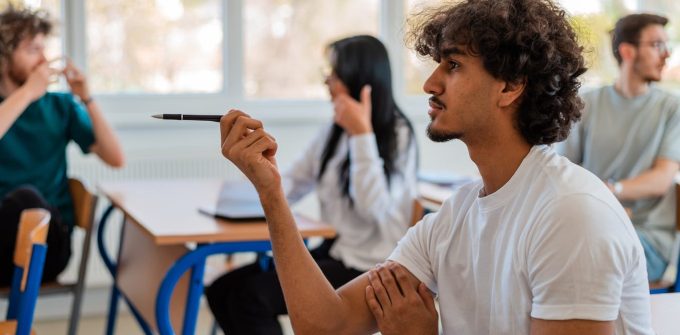 critical-thinking-has-become-an-ai-era-buzzword.-but-what-does-it-actually-mean,-and-how-do-we-teach-it?