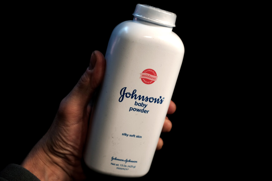 johnson-&-johnson-to-pay-$5.5-billion-in-settlement-to-resolve-baby-powder-lawsuits