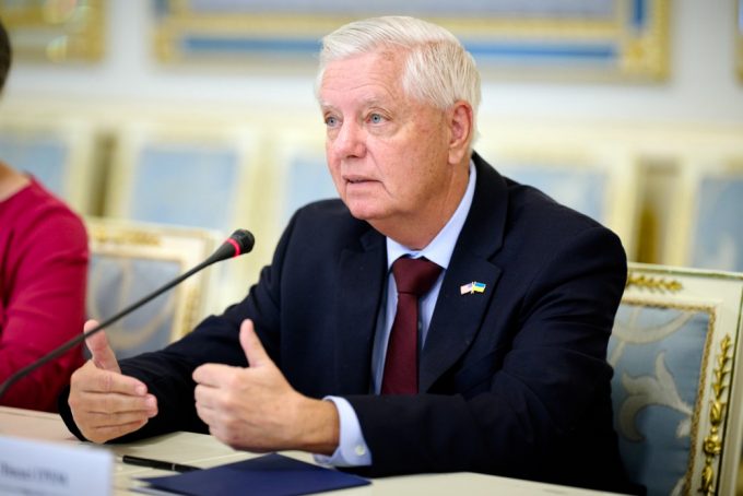 senate-advances-russia-and-iran-sanctions-bill-in-honor-of-late-sen.-graham
