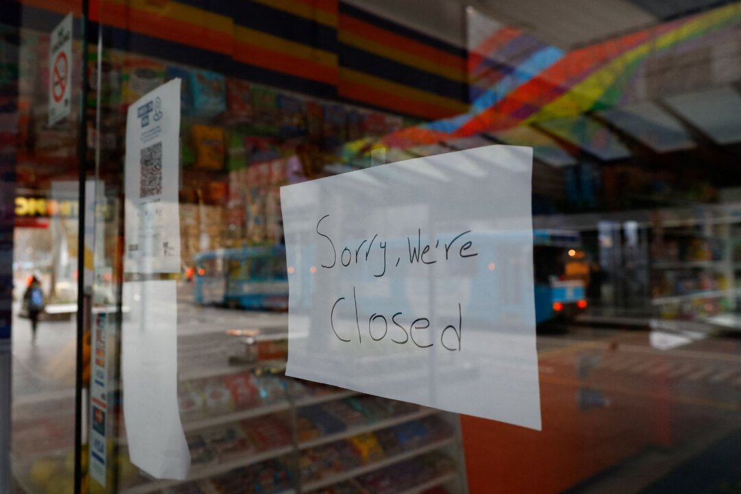 greek-deli-shuts-after-54-years-as-owner-cites-tough-business-conditions
