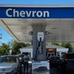 us-gas-prices-remain-elevated-amid-ongoing-middle-east-tensions