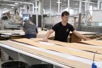 canada-to-impose-temporary-25%-tariff-on-some-wood-cabinets,-vanities