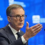 bank-of-canada’s-macklem-defends-use-of-replacement-workers-during-strike