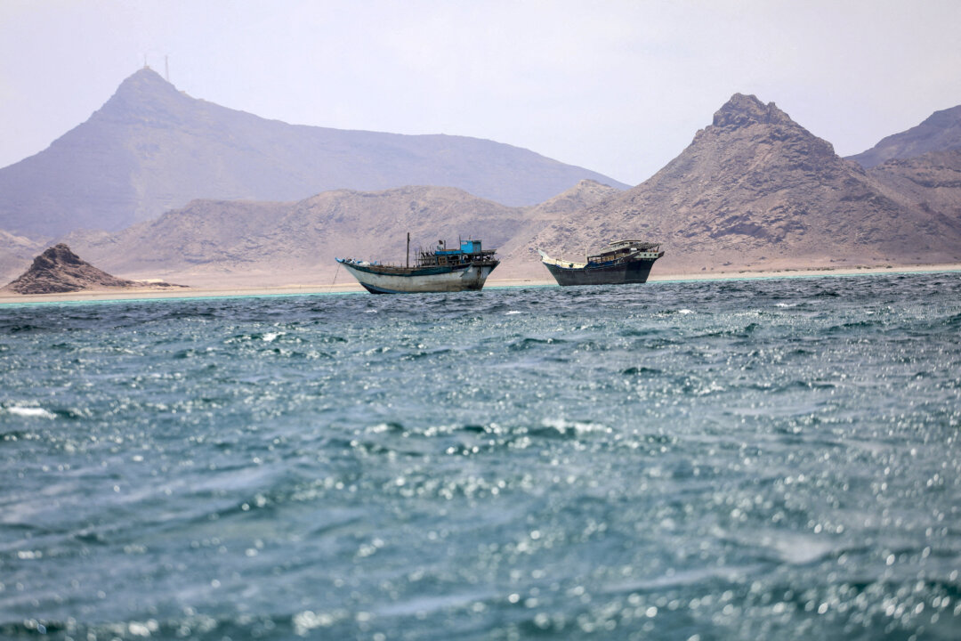 yemen’s-houthis-deny-charging-ships-for-using-red-sea-route