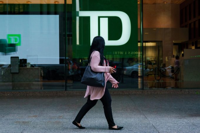 most-canadians-confident-they-can-spot-fraud-despite-risky-online-habits:-poll