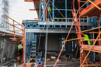 migrant-tradies-a-net-benefit-to-housing,-say-builders