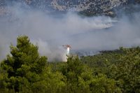 2-killed-when-firefighting-helicopters-collide-near-athens-as-europe’s-wildfire-emergency-rages