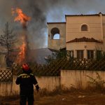 firefighters-still-battling-fires-in-greece-after-2-killed-in-helicopter-collision