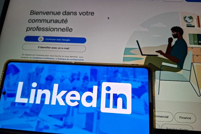 linkedin-set-to-pay-australian-news-companies-for-content