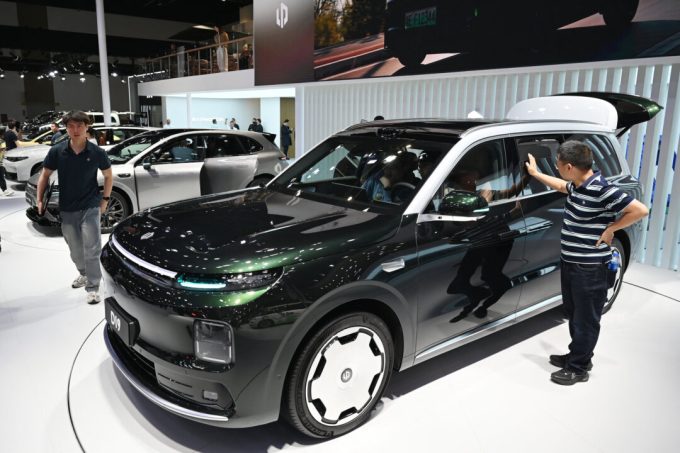 hip-pocket,-not-climate,-now-driving-australians-to-electric-cars