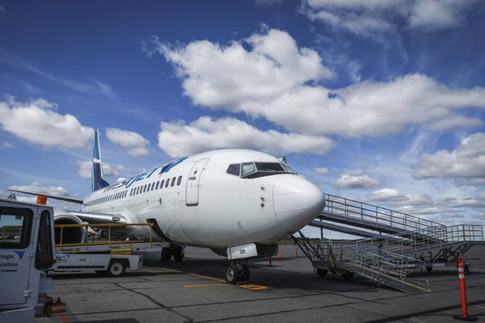 westjet-back-in-full-operation-after-1-day-cabin-crew-strike