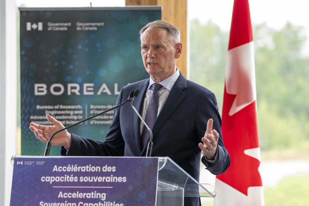 canada’s-defence-minister-points-to-nortel,-which-fell-as-china’s-huawei-rose,-when-citing-foreign-ip-theft-risks