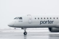 child’s-refusal-to-wear-seatbelt-leads-to-toronto-bound-flight-being-cancelled