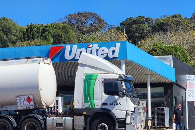 labor-backs-‘strong’-fuel-supply-as-petrol-prices-bite