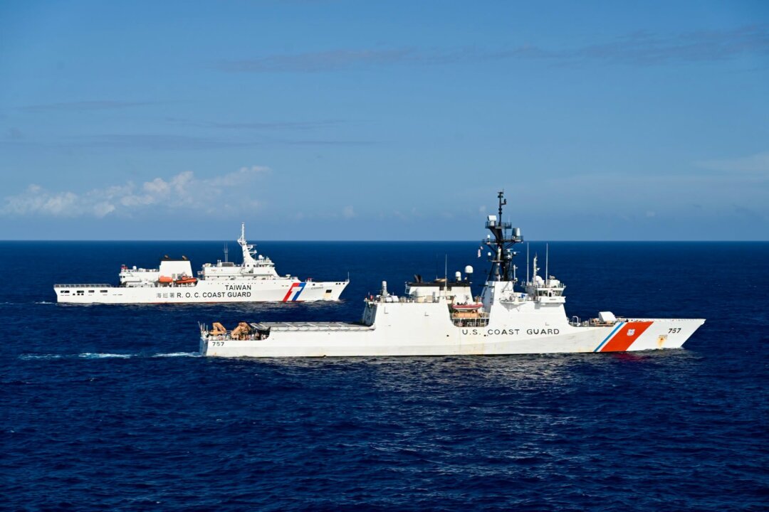 ccp-weighs-taiwan,-us-strategies-and-leadership-purge-at-beidaihe-retreat