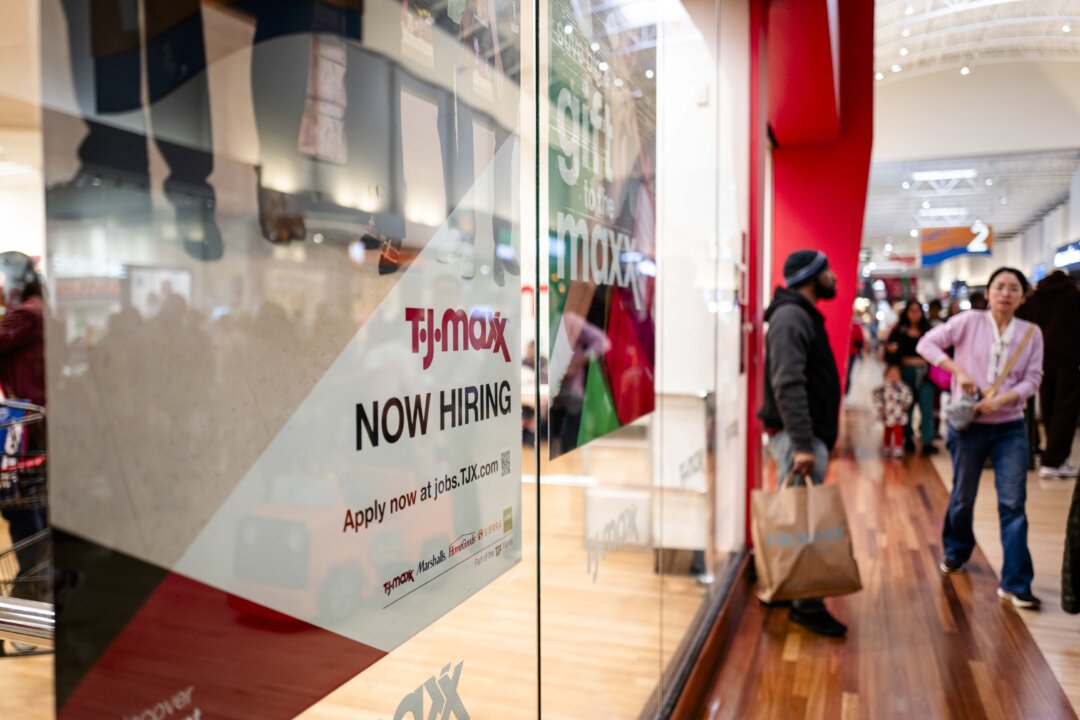 small-businesses-want-to-hire,-but-they-can’t-find-workers:-nfib