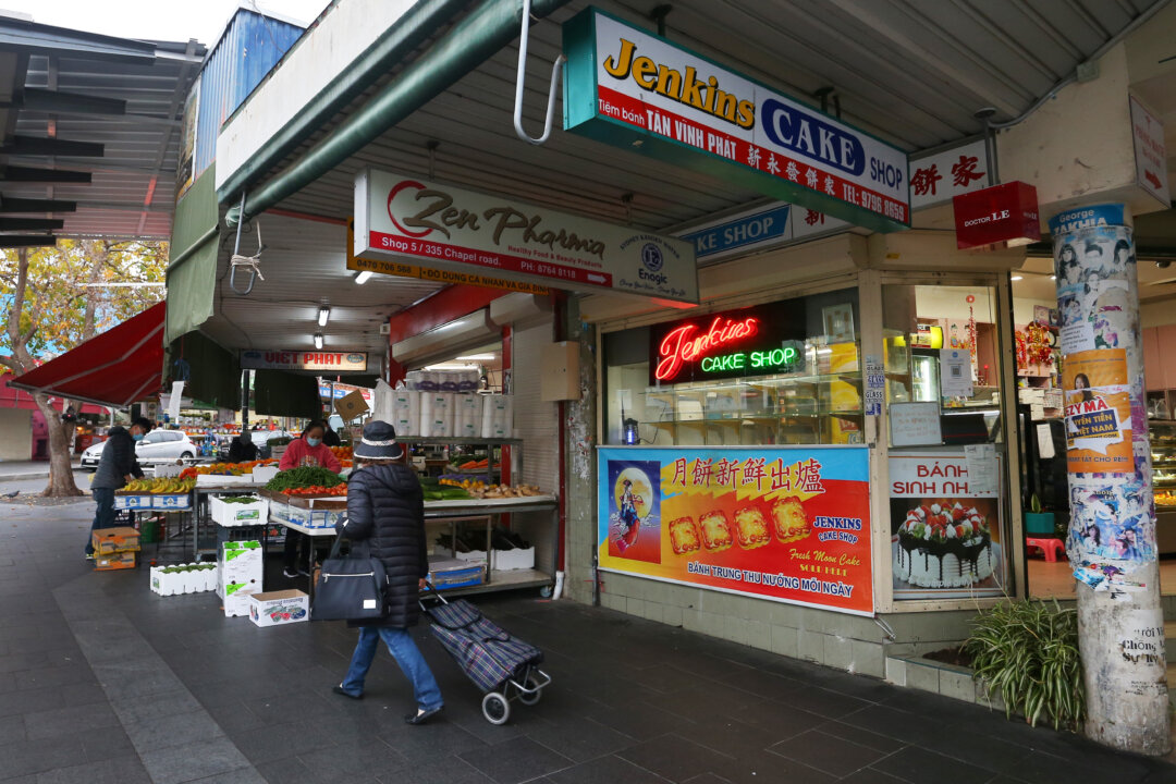 sydney-council-moves-to-mandate-english-on-business-signs