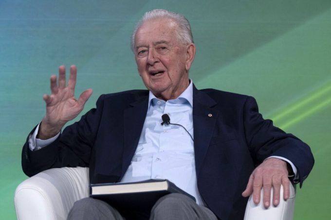 preston-manning-launches-online-forum-ahead-of-alberta’s-independence-referendum