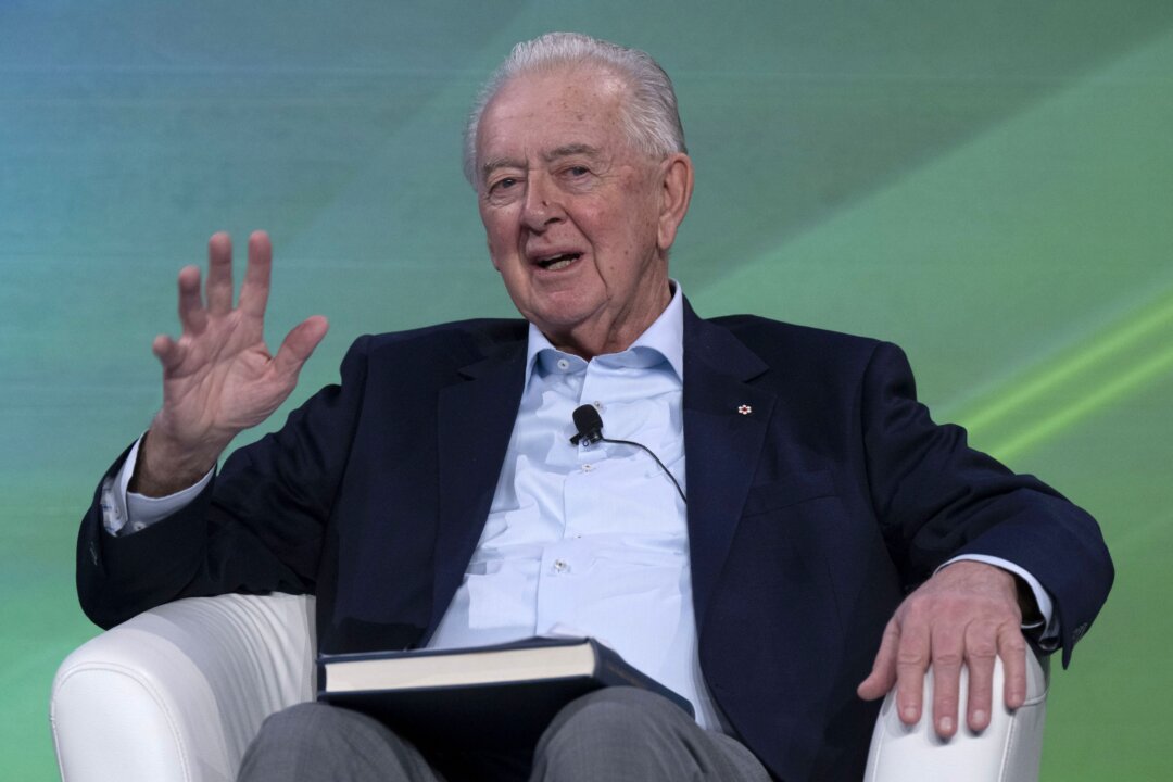 preston-manning-launches-online-forum-ahead-of-alberta’s-independence-referendum