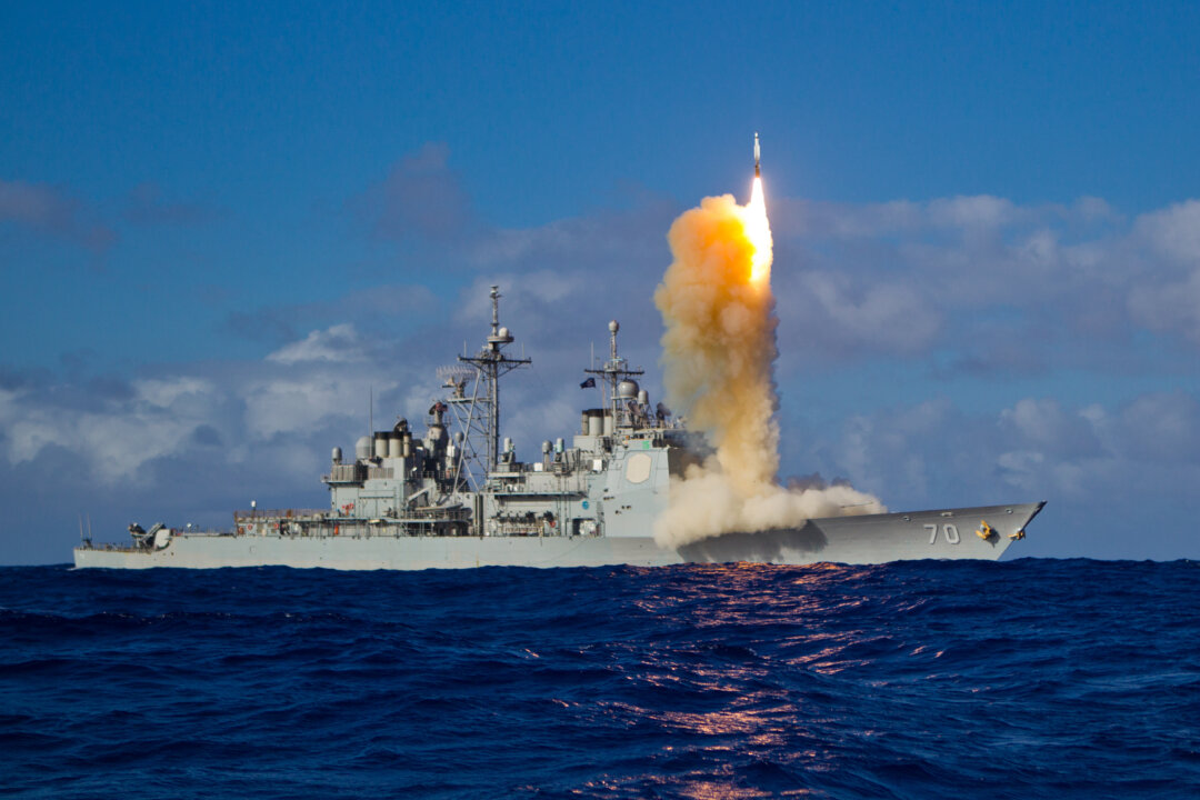 pentagon-expands-missile-interceptor-production-with-new-boeing,-rtx-agreements