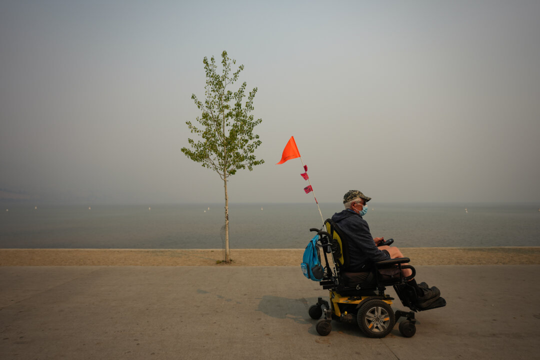 ‘we-don’t-even-have-a-phone’:-aging-bc-wildfire-evacuees-faced-unique-challenges