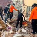 replay:-search-operations-continue-after-powerful-indonesian-earthquake