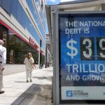 long-term-interest-rates-hit-highest-level-since-2007—here’s-what-to-know
