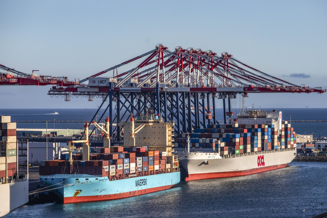 us-import-prices-unexpectedly-fell-in-july
