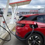 ottawa-moves-to-permanently-scrap-federal-ev-sales-mandate