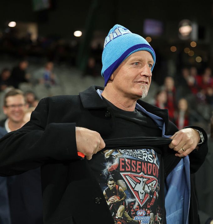 afl-great-lines-up-for-one-nation-for-state-election