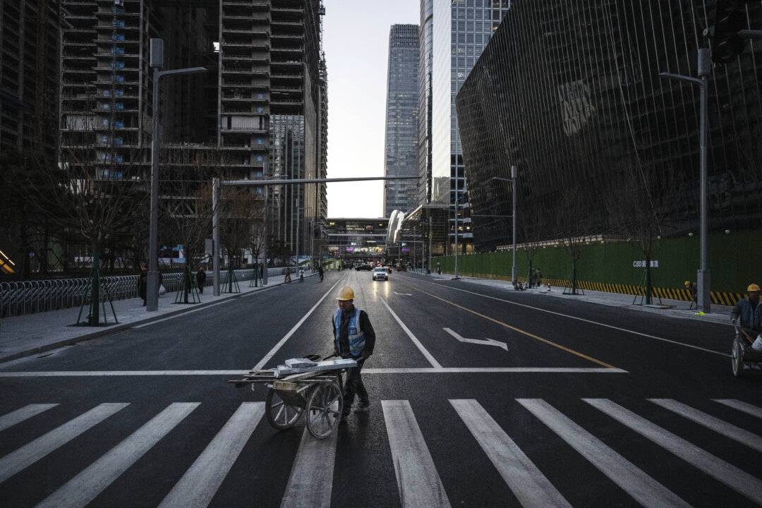 is-china’s-long-slowdown-a-structural-collapse?