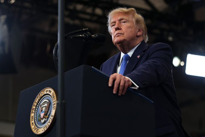 trump-says-us-will-wage-unprecedented-‘economic-warfare’-against-iran