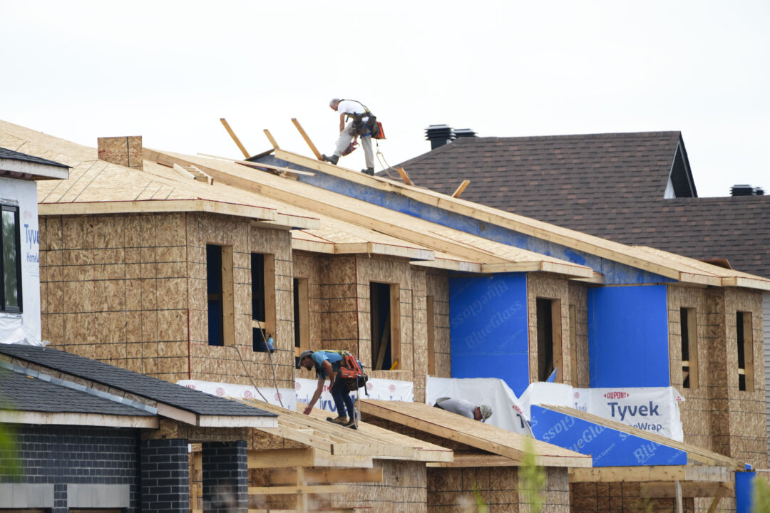ottawa’s-housing-push-may-not-show-results-until-2033:-finance-memo