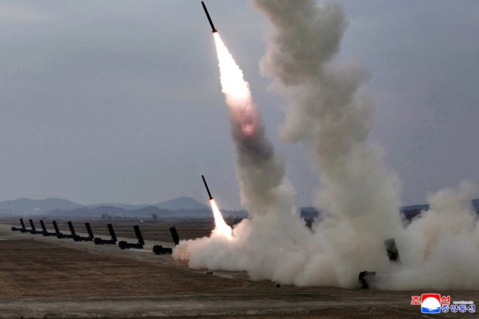 north-korea-fires-10-ballistic-missiles-amid-shortened-us–south-korea-drills