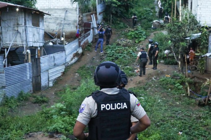 us-sanctions-15-people-linked-to-ecuadorian-narcotics-network