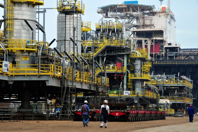 chinese-buyers-of-iranian-oil-face-even-tougher-us-sanctions