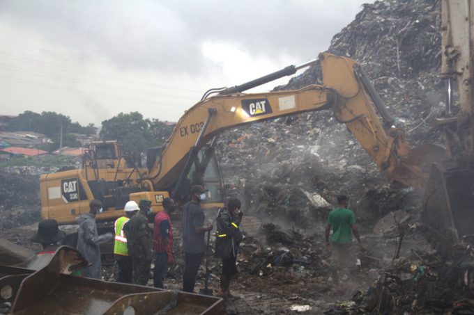 landslide-at-landfill-in-capital-of-guinea-kills-30-people,-officials-say