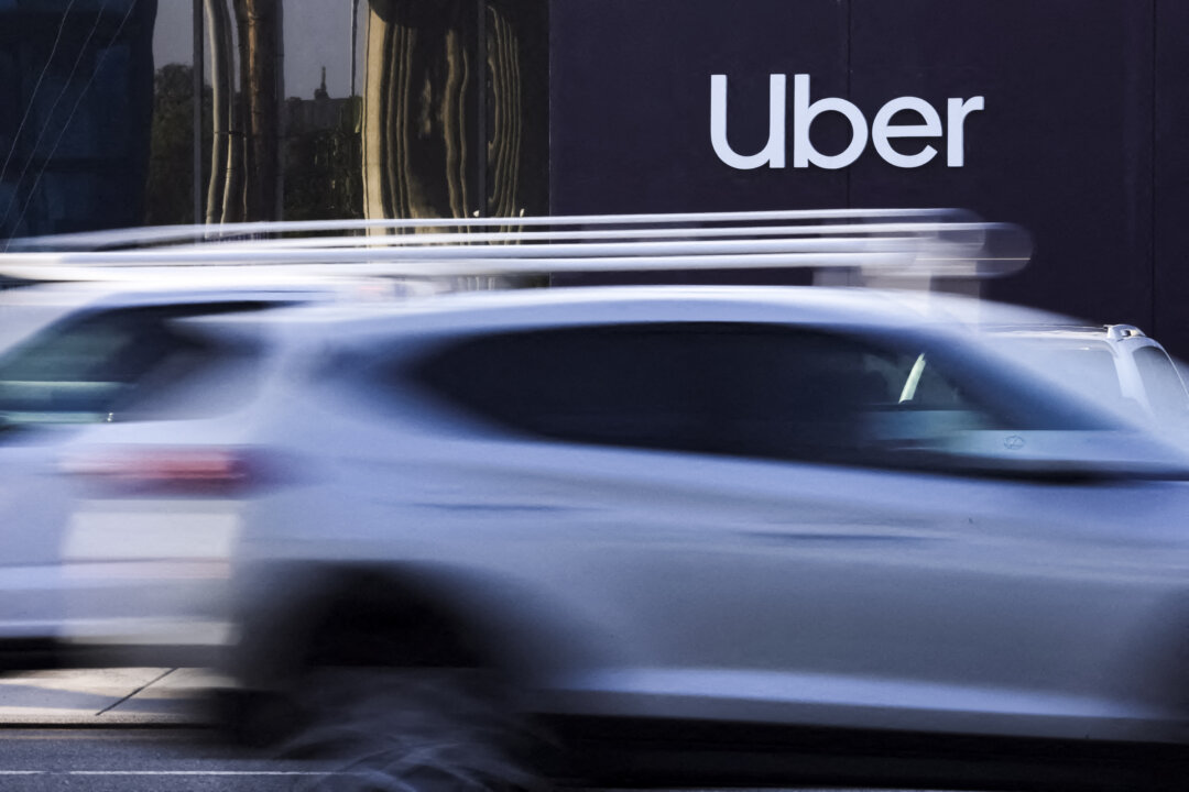 uber-hit-with-nearly-$1-billion-fine-in-europe
